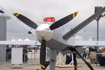 Hy hữu UAV 13 triệu đô lao xuống biển vì bỗng dưng rơi mất cánh quạt