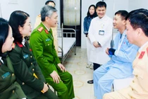 Say rượu, thông chốt đâm bị thương cán bộ cảnh sát giao thông ở Thanh Hóa