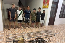 Bắt 2 nhóm đối tượng ở Hải Phòng cầm hung khí ẩu đả