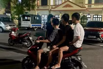 Nhóm thanh, thiếu niên ở Hải Phòng đua xe, xịt hơi cay trên đường