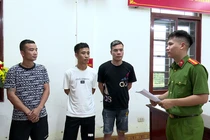 Khởi tố 3 đối tượng gây rối tại chợ Kinh Môn