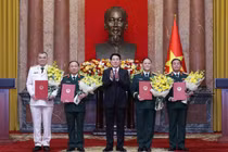 Trợ lý Tổng Bí thư cùng 3 sĩ quan cấp cao được thăng hàm Thượng tướng
