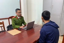  9 người cùng tổ dân phố ở Hưng Yên bị khởi tố tội đánh bạc, tổ chức đánh bạc