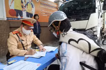 Công an Hà Nội gửi danh sách 2102 học sinh vi phạm giao thông đến Sở GD&ĐT