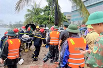 Tìm thấy thêm thi thể nạn nhân vụ lật tàu Vịnh Xanh 58