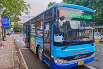 Hà Nội chưa có chủ trương miễn phí xe buýt toàn dân