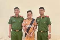 Tạm giữ nam nhân viên dâm ô người chưa thành niên tại công ty ở Đồng Nai