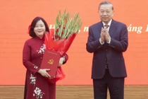 Bà Bùi Thị Minh Hoài làm Bí thư Đảng ủy MTTQ, các đoàn thể Trung ương