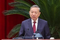 Bộ Chính trị yêu cầu khởi công nhà máy điện hạt nhân, đường sắt quốc tế từ đầu năm 2026