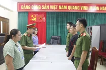 Khởi tố 42 bị can vụ “vàng tặc” tại Sơn La