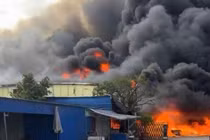 Cháy lớn tại Công ty Oanh Vân ở Hải Phòng