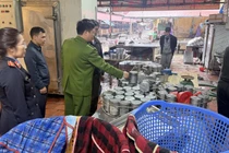 Khởi tố hai mẹ con ở Hưng Yên sản xuất giò chả, xúc xích chứa hàn the