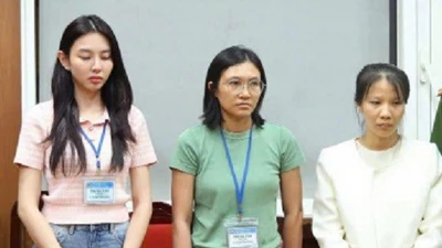 Hoa hậu Thùy Tiên khai gì sau khi bị khởi tố?