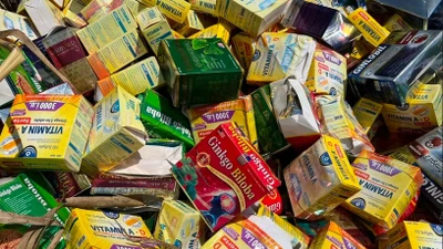 Xử lý sao vụ “phi tang” thực phẩm chức năng tại TP HCM?