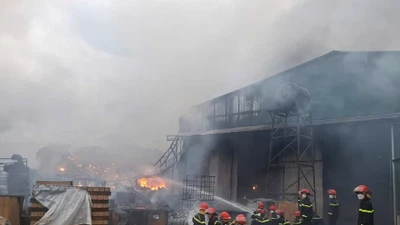 Chi tiết vụ cháy xưởng phế liệu khiến 5 người tử vong