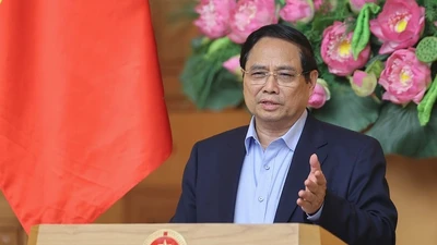 Thủ tướng yêu cầu tiếp tục kiện toàn tổ chức bộ máy ở các đơn vị hành chính