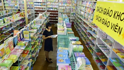 Đề xuất biên soạn bộ sách giáo khoa dùng chung: Ngược xu thế!