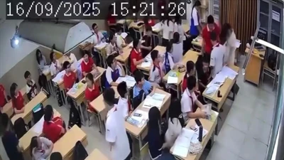 Từ vụ học sinh lớp 7 hành hung cô giáo băn khoăn về kỷ luật trong nhà trường