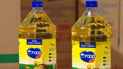 Dầu ăn OFood gia súc cho người… lộ “sự bát nháo” quản lý thị trường?