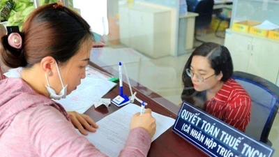 Dự thảo Luật Thuế thu nhập cá nhân: Giữ mức trần thuế 35% là phi thực tế