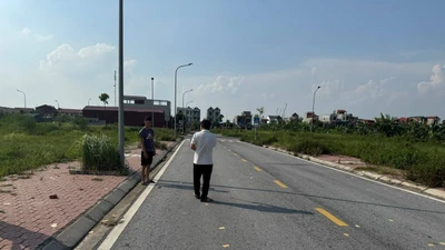 Đòi nợ bất thành, nổ súng, dùng dao chém con nợ