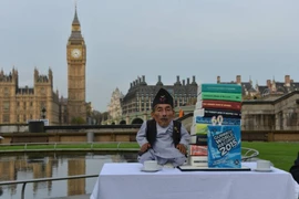 Cuộc đời đặc biệt của người thấp nhất thế giới