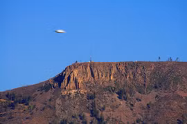 Lộ căn cứ bí mật người ngoài hành tinh ẩn sâu lòng đất Mỹ?