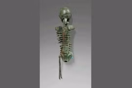 Bộ xương ma quái hé lộ bữa tiệc 'lạ' 2.000 năm trước