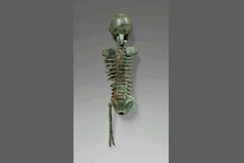 Bộ xương ma quái hé lộ bữa tiệc 'lạ' 2.000 năm trước