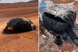 'Cầu lửa' khổng lồ rơi xuống Tây Australia gây xôn xao dư luận