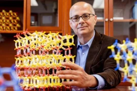 Giáo sư Omar Yaghi: Khoa học là "lực bình đẳng hóa"