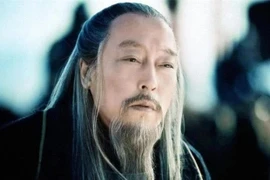 Dòng họ từng có 15 hoàng đế, nay chỉ còn 30.000 người