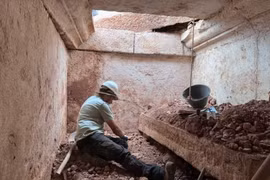 Khai quật mộ cổ giới thượng lưu La Mã, sửng sốt cảnh tượng bên trong