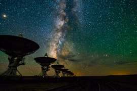 Vì sao chúng ta chưa nhận được tín hiệu từ người ngoài hành tinh?