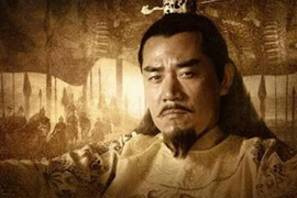 Hoàng đế biến hậu cung thành "biển máu" vì bị làm bẽ mặt