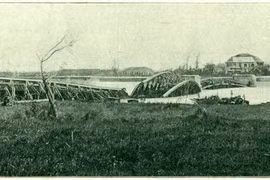 Huế năm 1904 chìm trong đổ nát sau trận cuồng phong dữ dội