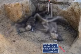 Rùng mình giếng cổ chứa đầy hài cốt binh sĩ La Mã