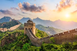 Những vụ phá hoại bảo vật gây rúng động thế giới