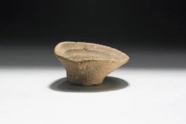 Vén màn bí ẩn hàng ngàn cốc đất sét 3.500 tuổi của Hy Lạp