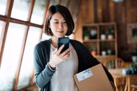 Điểm mặt 4 thói quen “ngốn tiền” khiến người lương cao vẫn nghèo đi