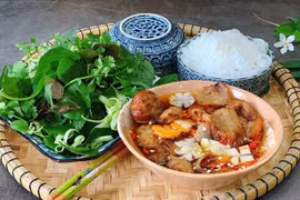 Top 10 món ngon Việt Nam được đề cử khiến du khách mê mẩn