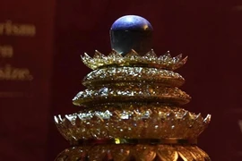 Công bố 'ngôi sao tím' khổng lồ trị giá hàng trăm triệu USD