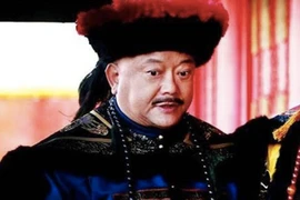 Tham quan Hòa Thân kiếm bộn tiền nhờ những thủ đoạn nào?