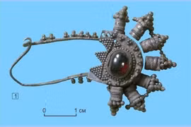 Khai quật mộ cổ trẻ em ở Siberia, giật mình kho báu tùy táng hiếm có