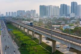 Metro số 1 chạy, giá căn hộ dọc tuyến leo thang