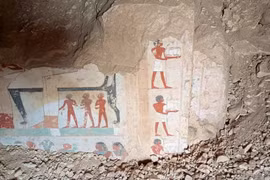 Phát hiện ba mộ cổ Ai Cập tiết lộ bí mật giới tinh hoa