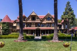 Ngôi nhà ma ám nổi tiếng nước Mỹ, chứa bí ẩn rùng rợn suốt trăm năm