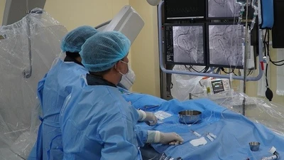Cứu tài xế hôn mê 4 ngày vì nhồi máu cơ tim cấp