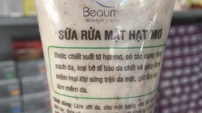 Thu hồi sữa rửa mặt hạt mơ Episode BM Beaumore