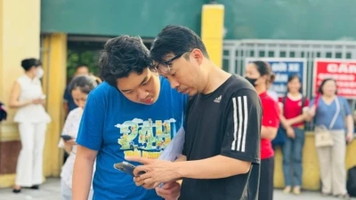 3.000 thí sinh thi vào lớp 10 Chuyên Khoa học Tự nhiên